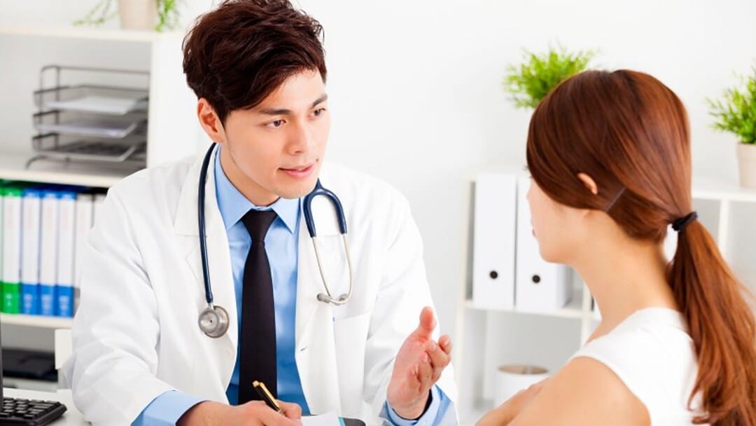 Trồng răng Implant dễ gặp phải những rủi ro nào? Trao doi voi nha si 18