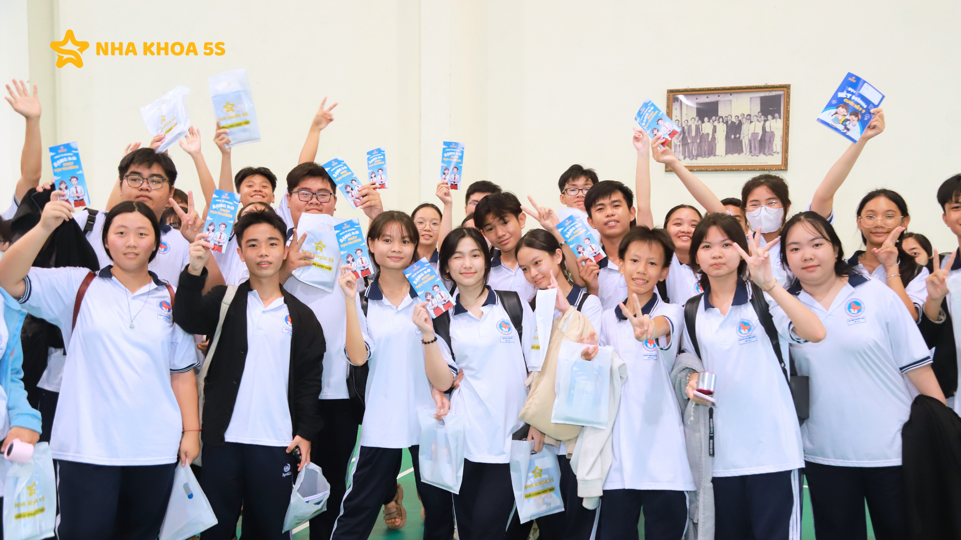 Nha Khoa Học Đường – Sự Kiện Thành Công Rực Rỡ Tại THPT Nguyễn Đình Chiểu