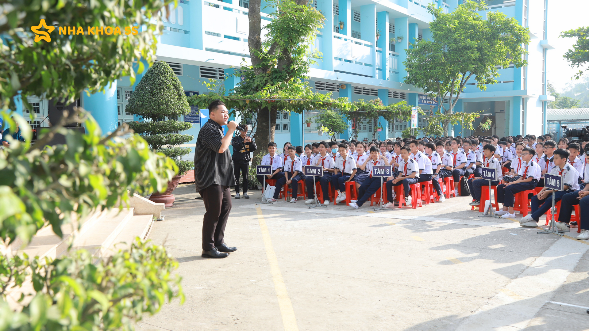 NHỮNG GIÂY PHÚT ĐÁNG NHỚ TẠI NHA KHOA HỌC ĐƯỜNG THCS NAM ĐỊNH NHỮNG GIÂY PHÚT ĐÁNG NHỚ TẠI NHA KHOA HỌC ĐƯỜNG THCS NAM ĐỊNH