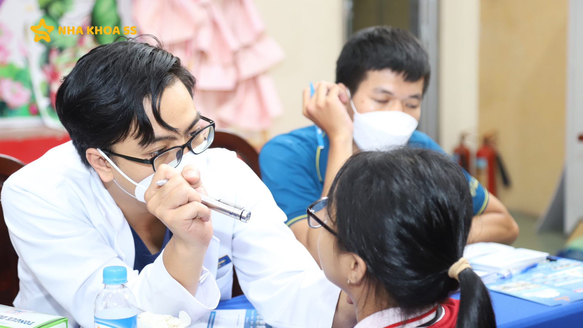 VỪA HỌC VỪA CHƠI VỚI SỰ KIỆN NHA KHOA HỌC ĐƯỜNG THCS LÊ NGỌC HÂN VỪA HỌC VỪA CHƠI VỚI SỰ KIỆN NHA KHOA HỌC ĐƯỜNG THCS LÊ NGỌC HÂN