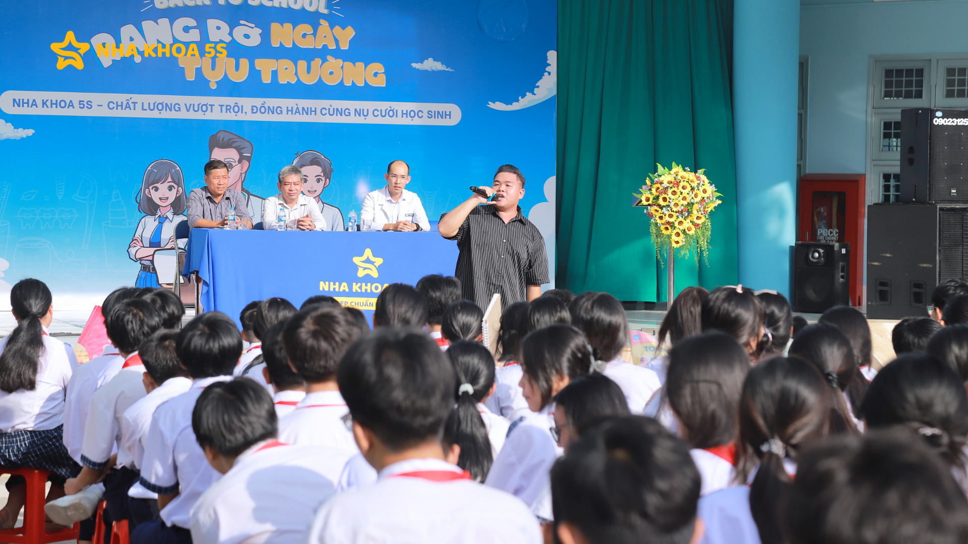 NHỮNG GIÂY PHÚT ĐÁNG NHỚ TẠI NHA KHOA HỌC ĐƯỜNG THCS NAM ĐỊNH NHỮNG GIÂY PHÚT ĐÁNG NHỚ TẠI NHA KHOA HỌC ĐƯỜNG THCS NAM ĐỊNH