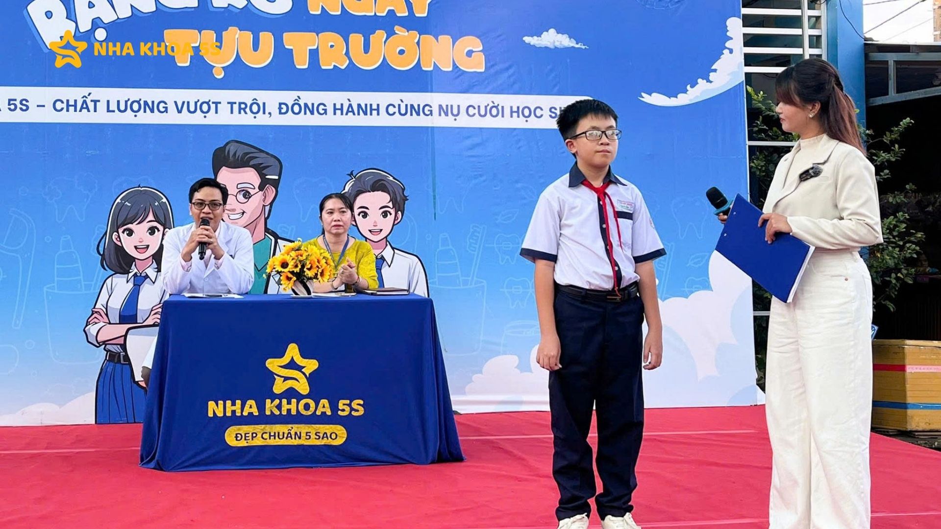 MỘT NÀY "CƯỜI THẢ GA" TẠI THCS TÂN MỸ CHÁNH CÙNG NHA KHOA 5S MỘT NÀY “CƯỜI THẢ GA” TẠI THCS TÂN MỸ CHÁNH CÙNG NHA KHOA 5S