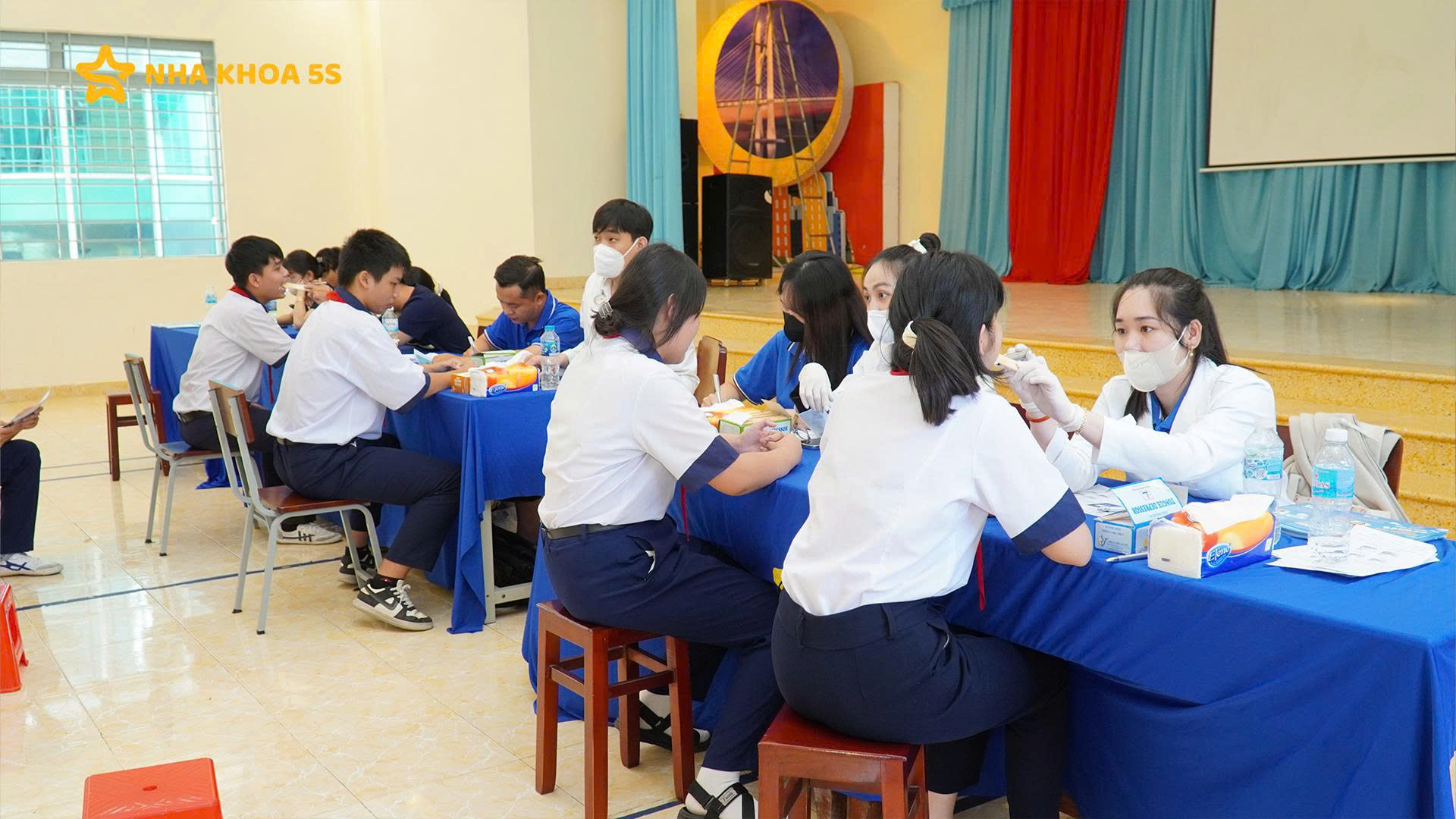 MỘT NÀY "CƯỜI THẢ GA" TẠI THCS TÂN MỸ CHÁNH CÙNG NHA KHOA 5S MỘT NÀY “CƯỜI THẢ GA” TẠI THCS TÂN MỸ CHÁNH CÙNG NHA KHOA 5S