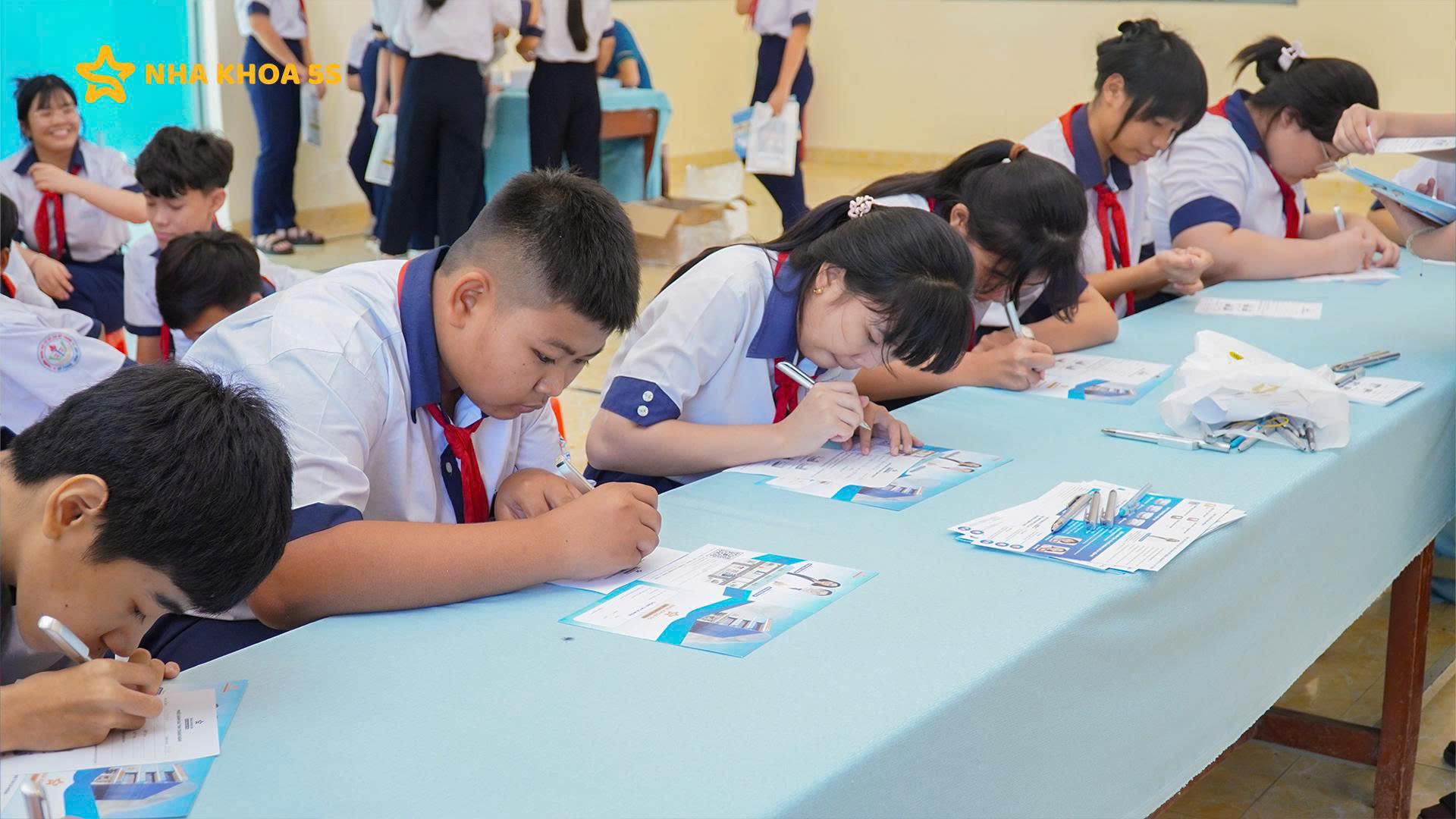 MỘT NÀY "CƯỜI THẢ GA" TẠI THCS TÂN MỸ CHÁNH CÙNG NHA KHOA 5S MỘT NÀY “CƯỜI THẢ GA” TẠI THCS TÂN MỸ CHÁNH CÙNG NHA KHOA 5S