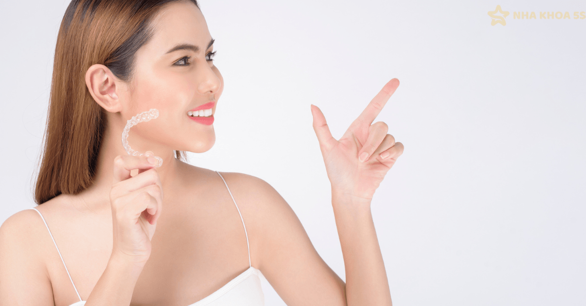 Niềng Invisalign Cho Răng Móm – Giải Pháp Chỉnh Nha Thẩm Mỹ, Kín Đáo Và Hiệu Quả Lâu Dài Năm 2026