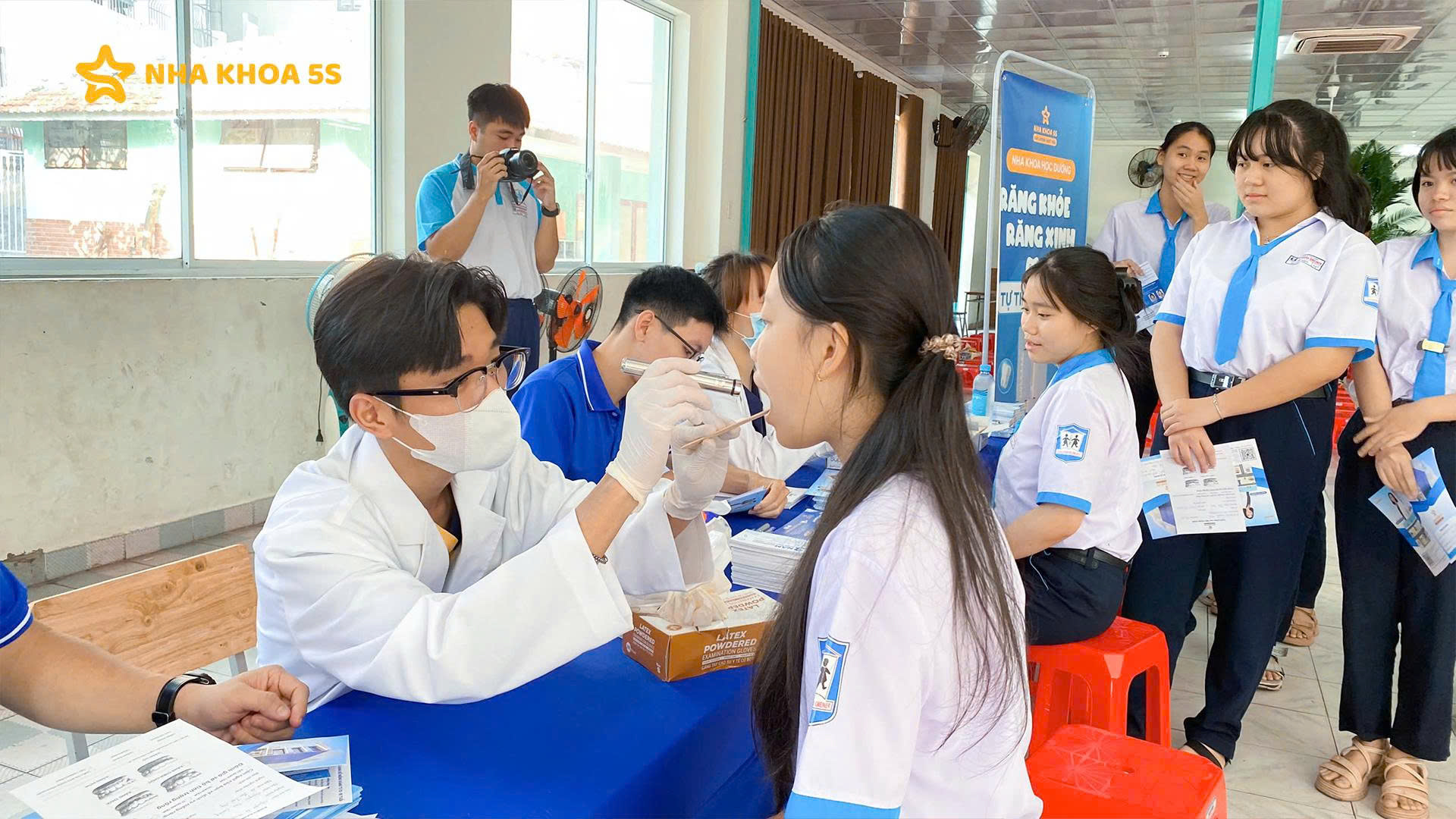 Nha Khoa 5S Gò Vấp Đồng Hành Cùng Trường Hermann Gmeiner Trong Chương Trình Nha Khoa Học Đường