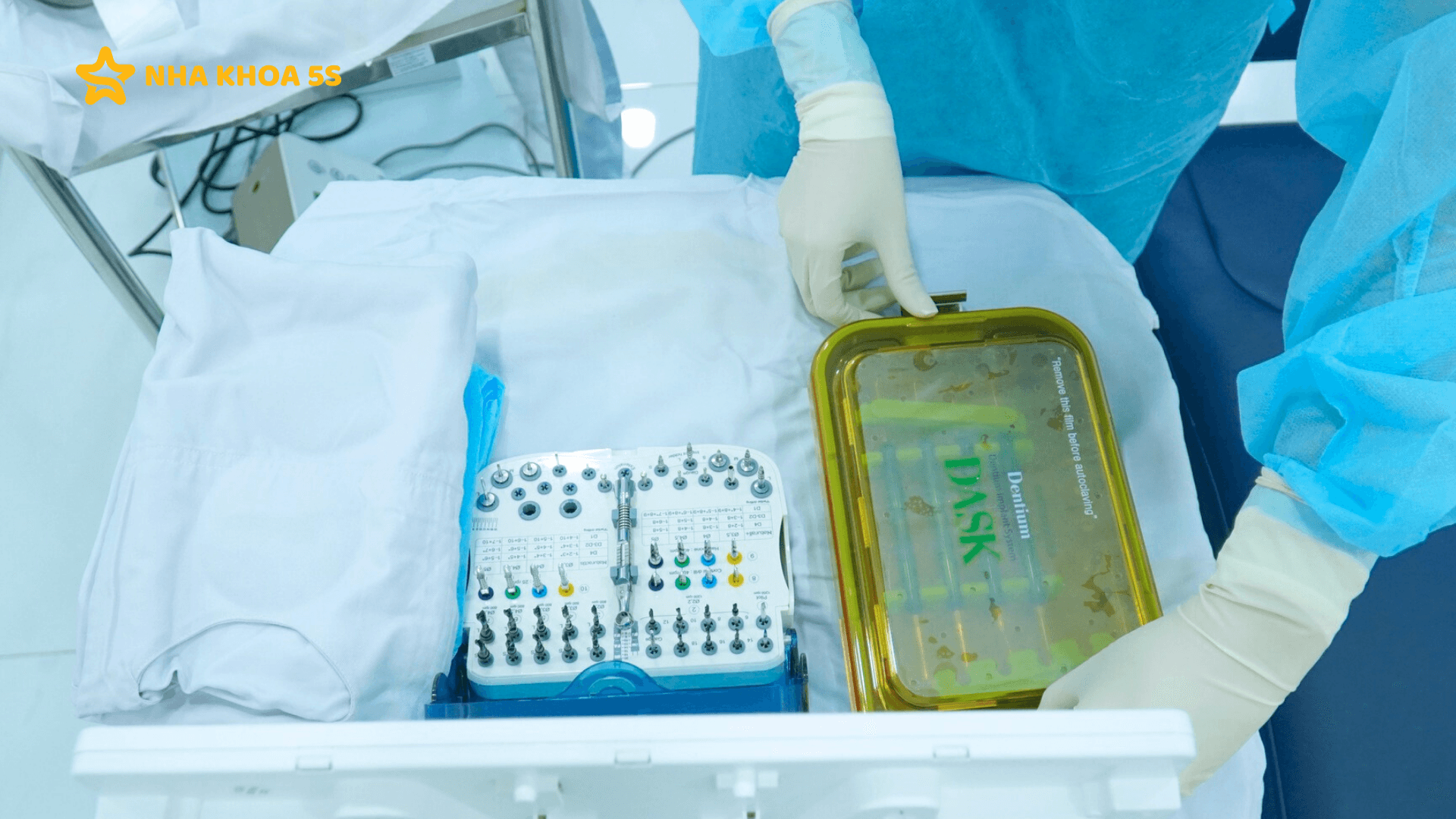 Nha Khoa Trồng Răng Implant Chuyên Sâu